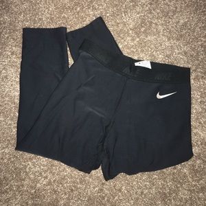Nike crop leggings